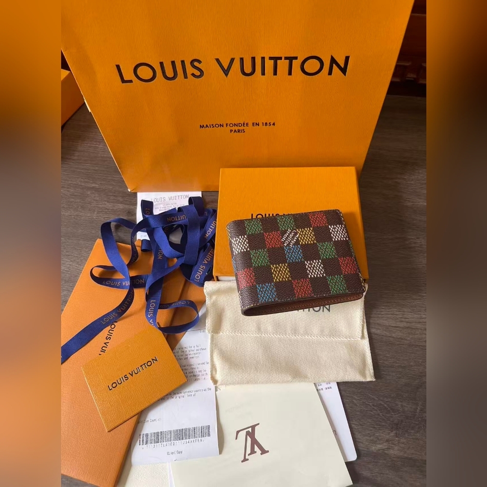 Louis Vuitton Slender Wallet - Picture 2 of 9